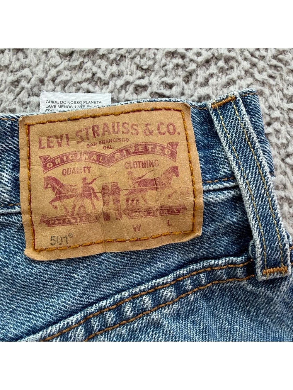 Levi’s Premium 501 Women’s W24 Blue Denim High Rise Distressed Cutoff Shorts